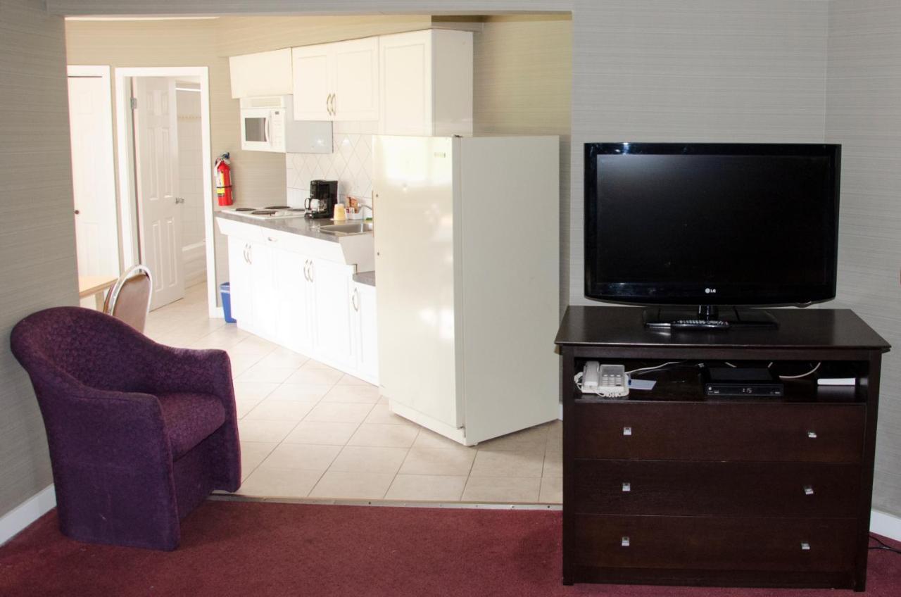 Best Budget Inn&Suites Kamloops Eksteriør billede